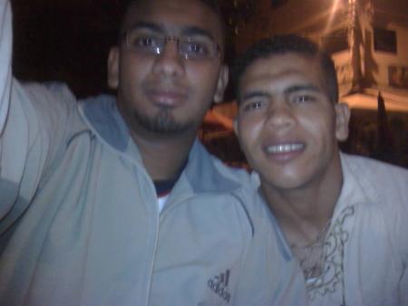 mon ami abdo + moi adil :d:d:d